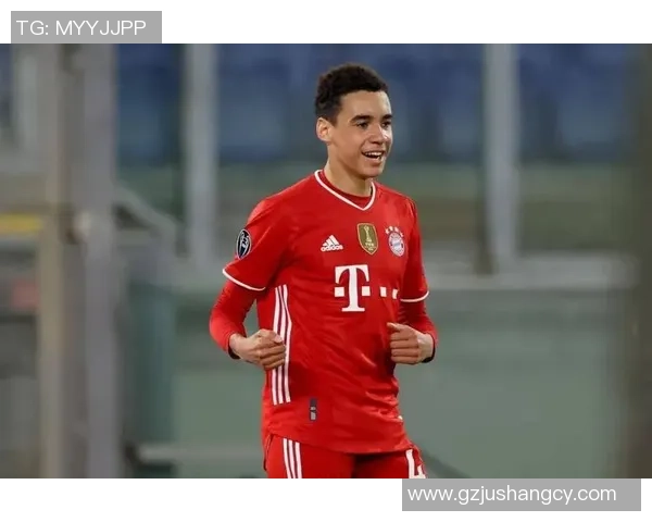 足球巨星跨界打篮球花式过人瞬间惊艳全场掌声不断